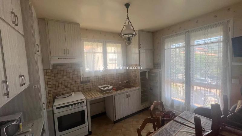 Maison - 103 m² - 5 pièces