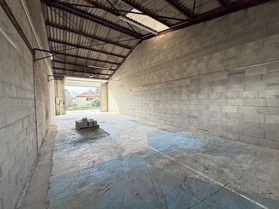 Local commercial - 90 m² - 1 pièce