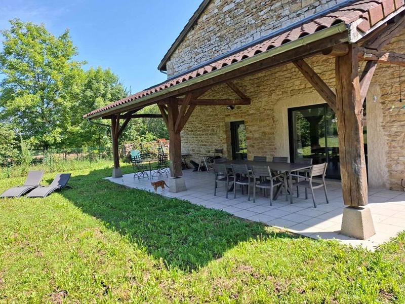 Maison - 200 m² - 6 pièces