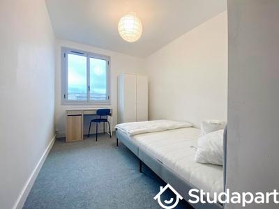 Chambre - 11 m² - 1 pièce