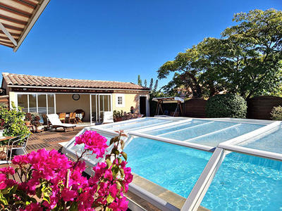 Maison - 165 m² - 10 pièces