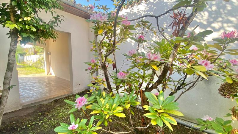 Villa - 208 m² - 6 pièces