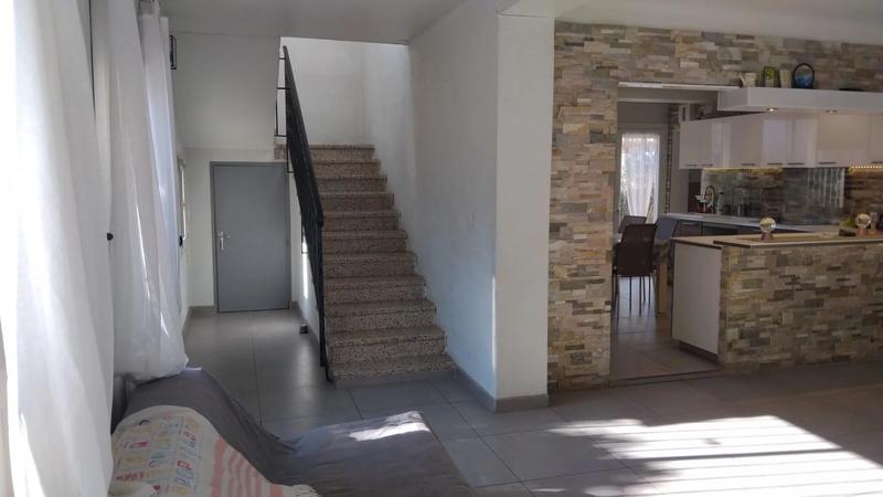 Maison - 196 m² - 6 pièces