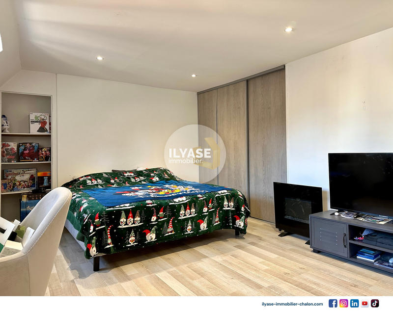 Appartement - 77 m² - 3 pièces