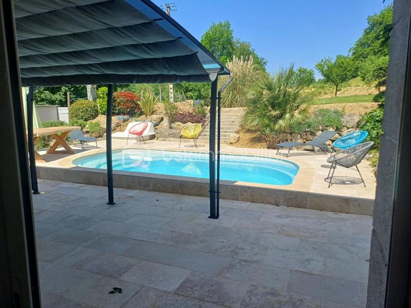 Propriété - 170 m² - 5 pièces