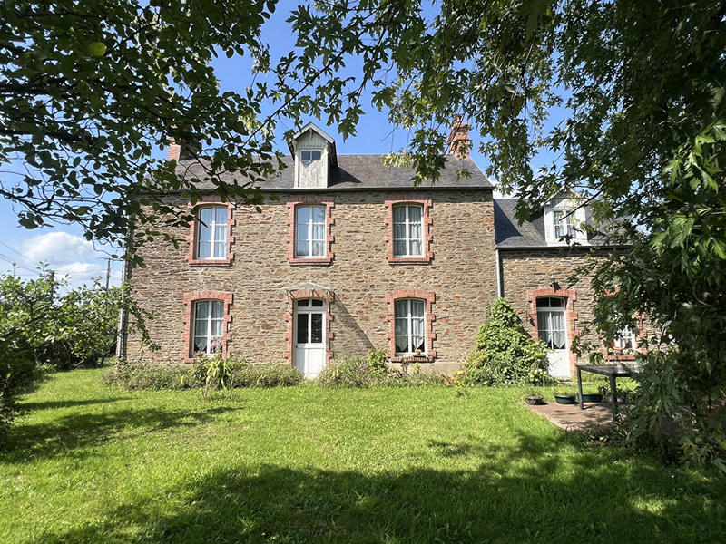 Maison - 163 m² - 8 pièces