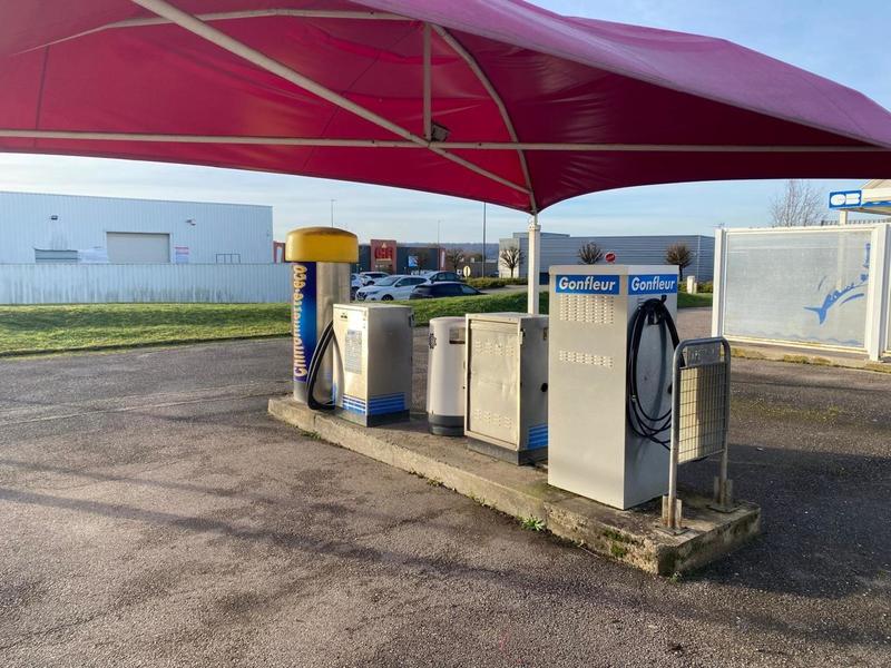 Local commercial - 1 000 m²