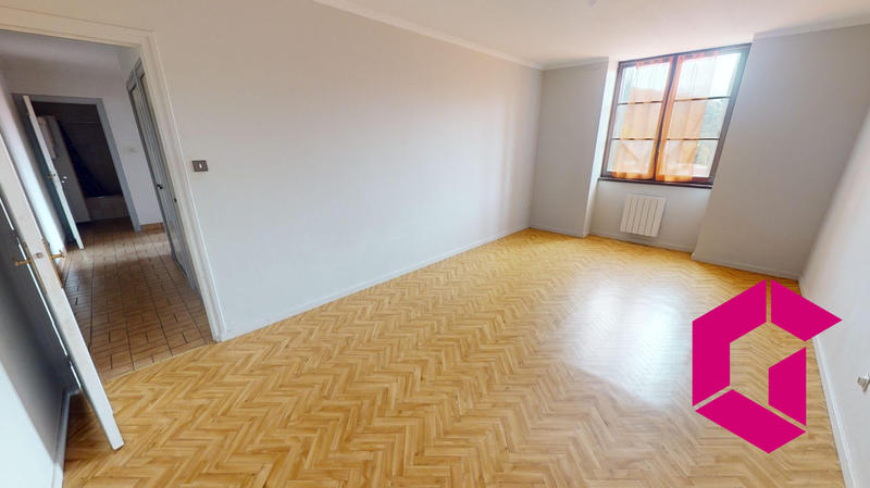 Appartement - 98 m² - 5 pièces