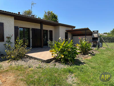 Maison - 93 m² - 4 pièces