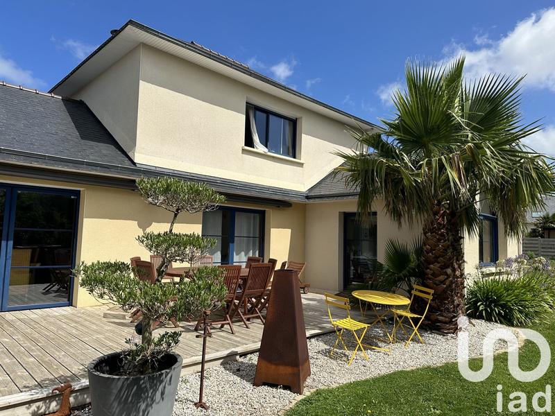 Maison de maîtres - 235 m² - 9 pièces