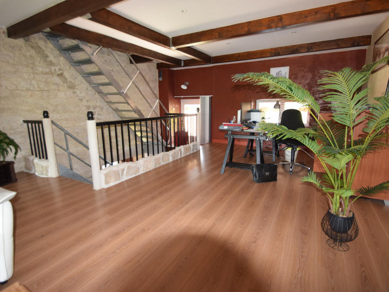 Maison - 190 m² - 5 pièces