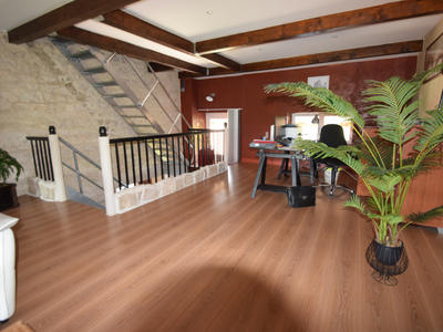 Maison - 190 m² - 5 pièces