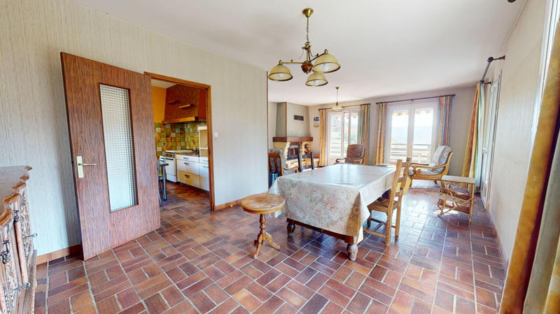 Maison - 172 m² - 7 pièces