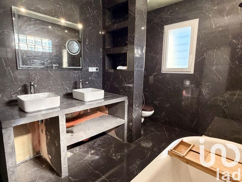 Maison - 145 m² - 6 pièces