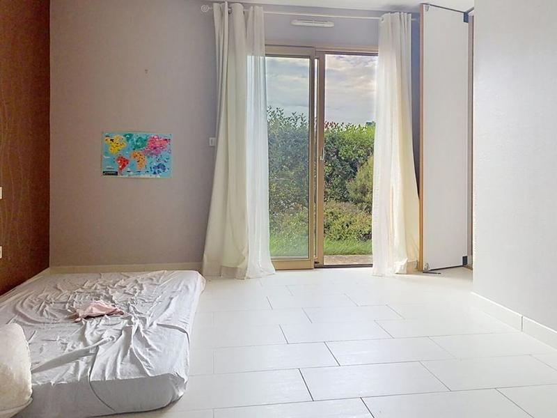 Maison - 325 m² - 11 pièces