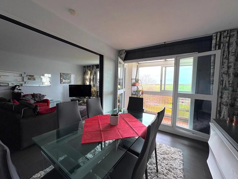 Appartement - 87 m² - 4 pièces