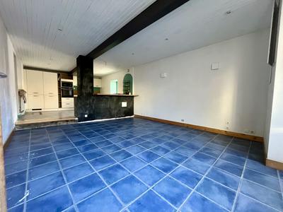 Maison - 177 m² - 7 pièces