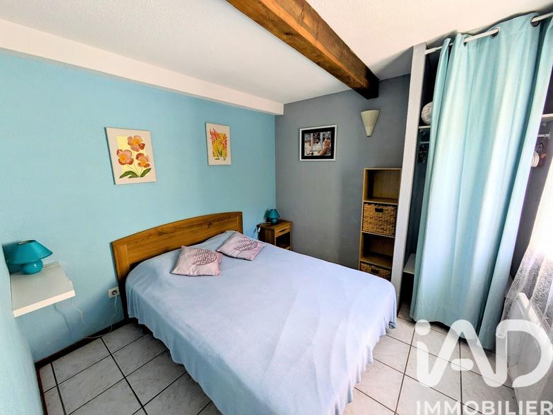 Maison - 300 m² - 15 pièces