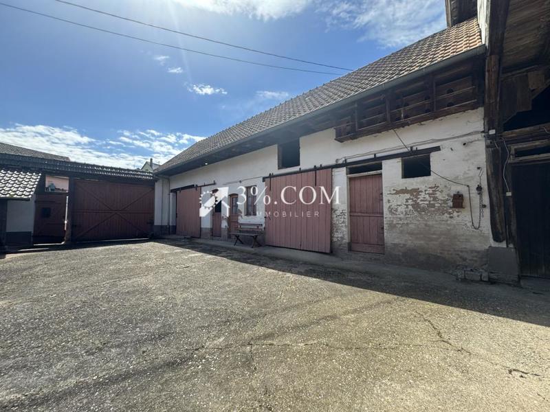 Corps de ferme - 180 m² - 8 pièces