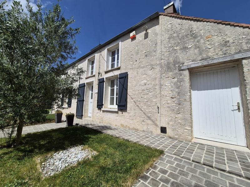 Maison - 136 m² - 6 pièces