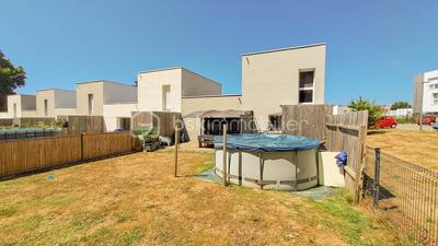 Maison - 91 m² - 5 pièces