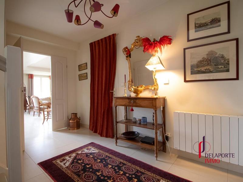 Maison - 187 m² - 8 pièces