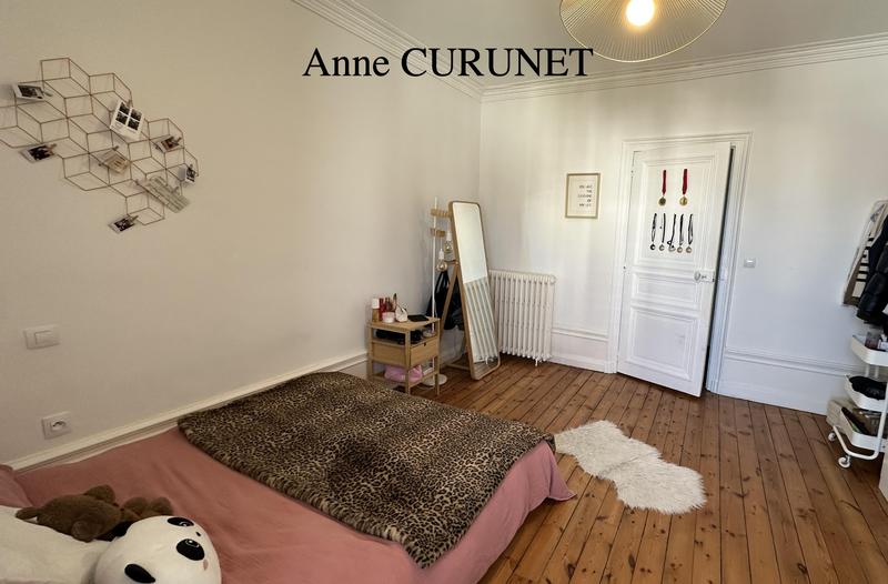 Appartement - 147 m² - 5 pièces