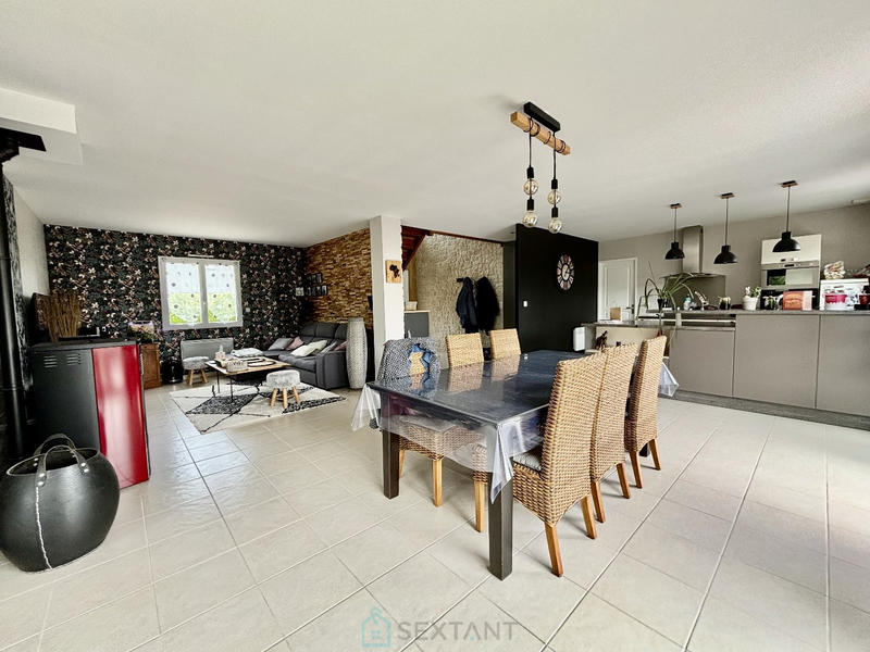 Maison - 155 m² - 7 pièces