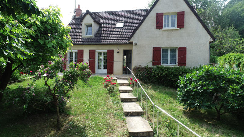 Maison - 185 m² - 10 pièces