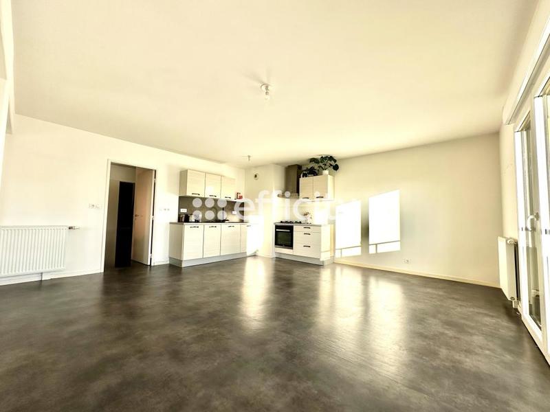 Appartement - 80 m² - 4 pièces