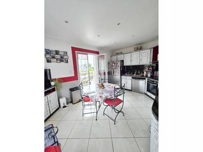 Villa - 207 m² - 7 pièces