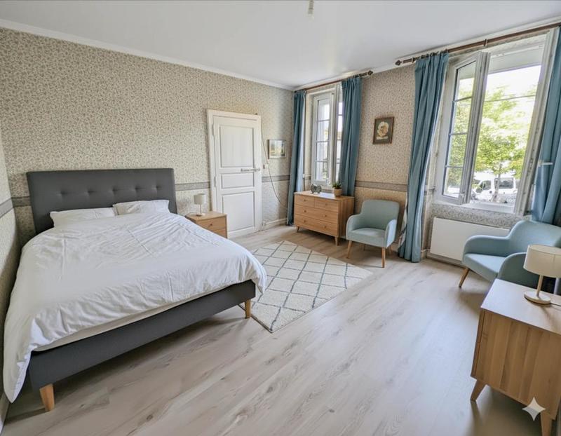 Maison - 120 m² - 6 pièces