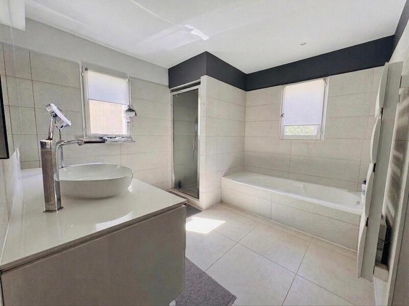 Maison - 158 m² - 5 pièces