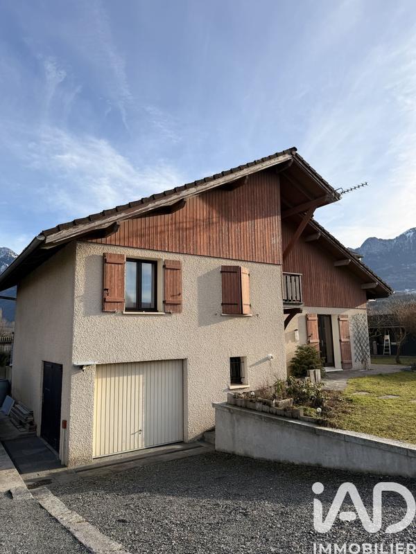 Maison - 130 m² - 6 pièces