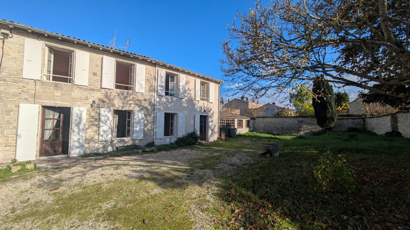 Maison - 192 m² - 6 pièces