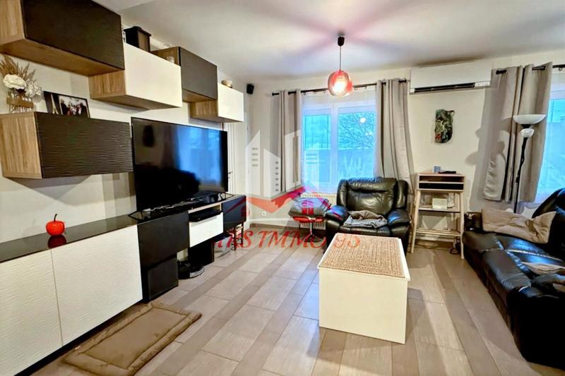 Maison - 122 m² - 5 pièces