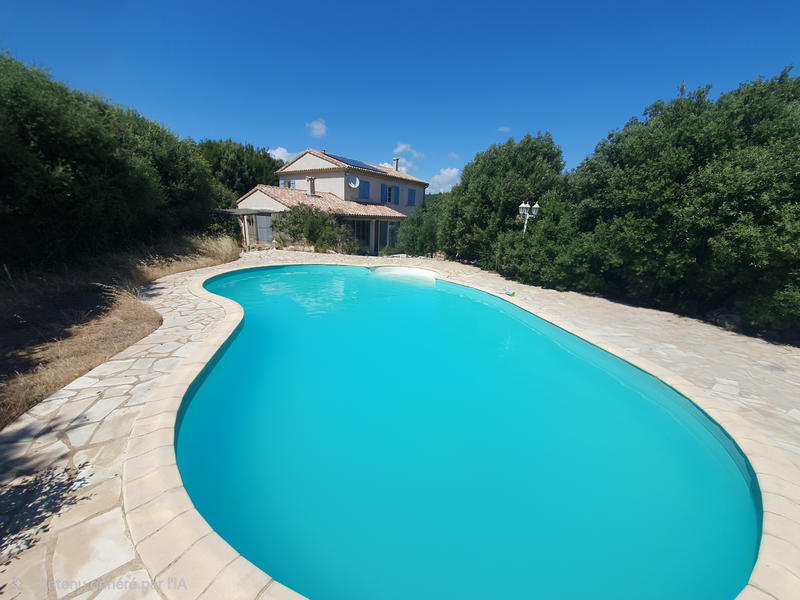 Maison - 171 m² - 7 pièces