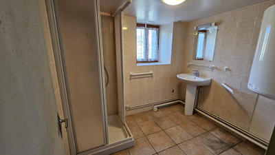 Maison - 85 m² - 5 pièces