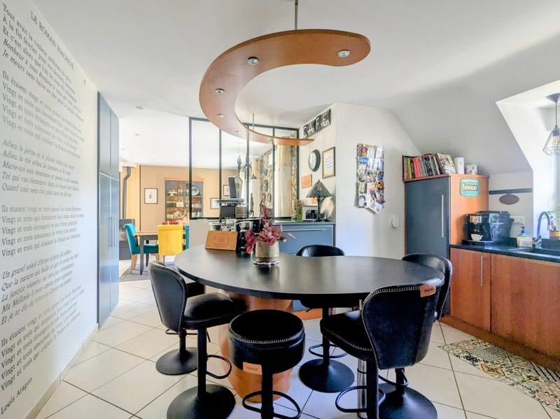 Maison - 194 m² - 7 pièces