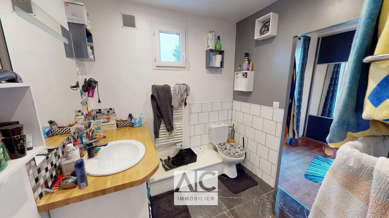 Maison - 114 m² - 6 pièces