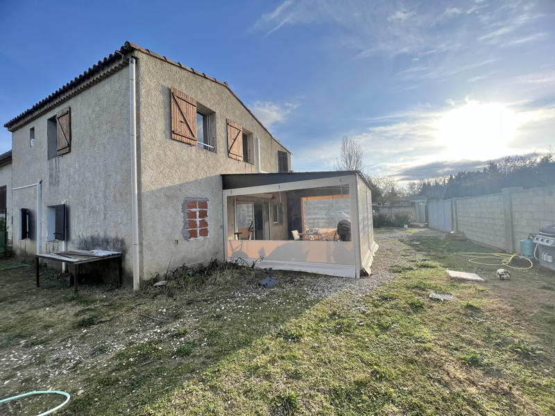 Maison - 95 m² - 4 pièces