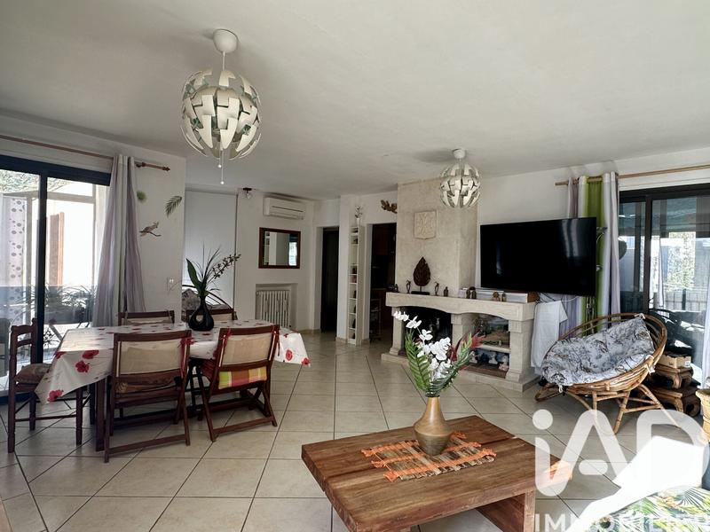 Appartement - 99 m² - 4 pièces