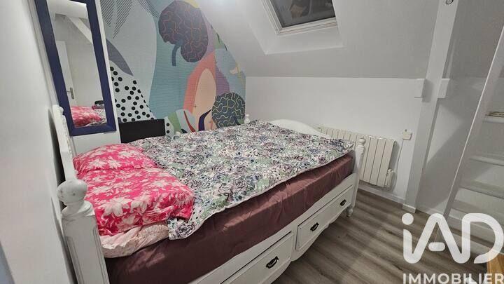 Maison - 207 m² - 6 pièces