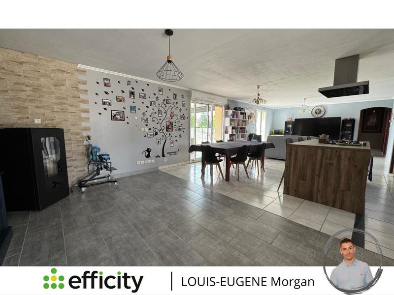 Pavillon - 158 m² - 8 pièces