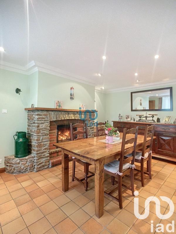 Maison - 178 m² - 5 pièces