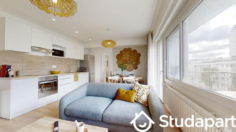 Chambre - 11 m² - 1 pièce