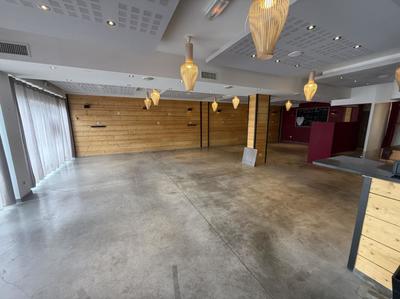 Bureau - 80 m² - 1 pièce