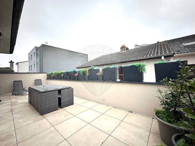 Maison de ville - 178 m² - 5 pièces