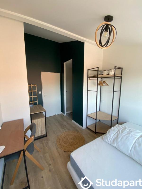 Chambre - 7 m² - 1 pièce