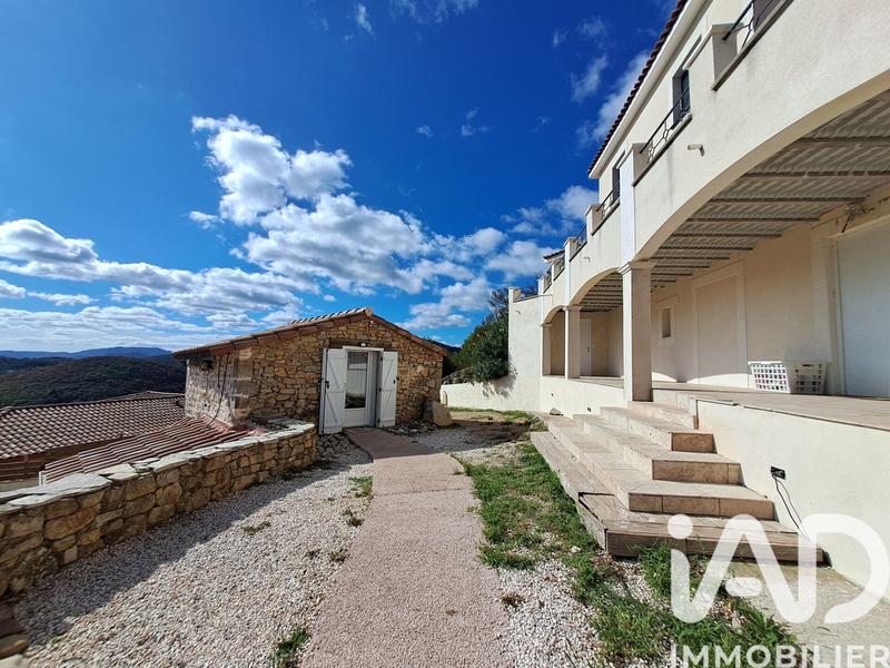 Maison - 192 m² - 7 pièces